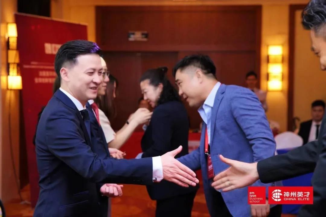 �ĵ�һ�ι��I(y��)���������Ĵι��I(y��)������������ʽ�l(f��)����ʲô׃����